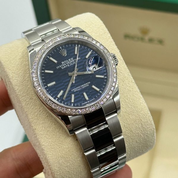 Rolex  Datejust 36mm 126284 Blue Dial Jubilee Bracelet