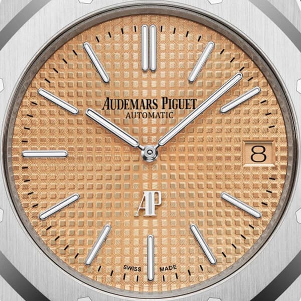 Audemars Piguet Royal Oak Jumbo Extra-Thin 39mm 15202BC.OO.1240BC.01 - Image 4