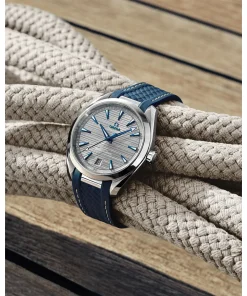 Alternative view of OMEGA Seamaster Aqua Terra 41mm Grey Dial Stainless Steel Strap 220.12.41.21.06.001