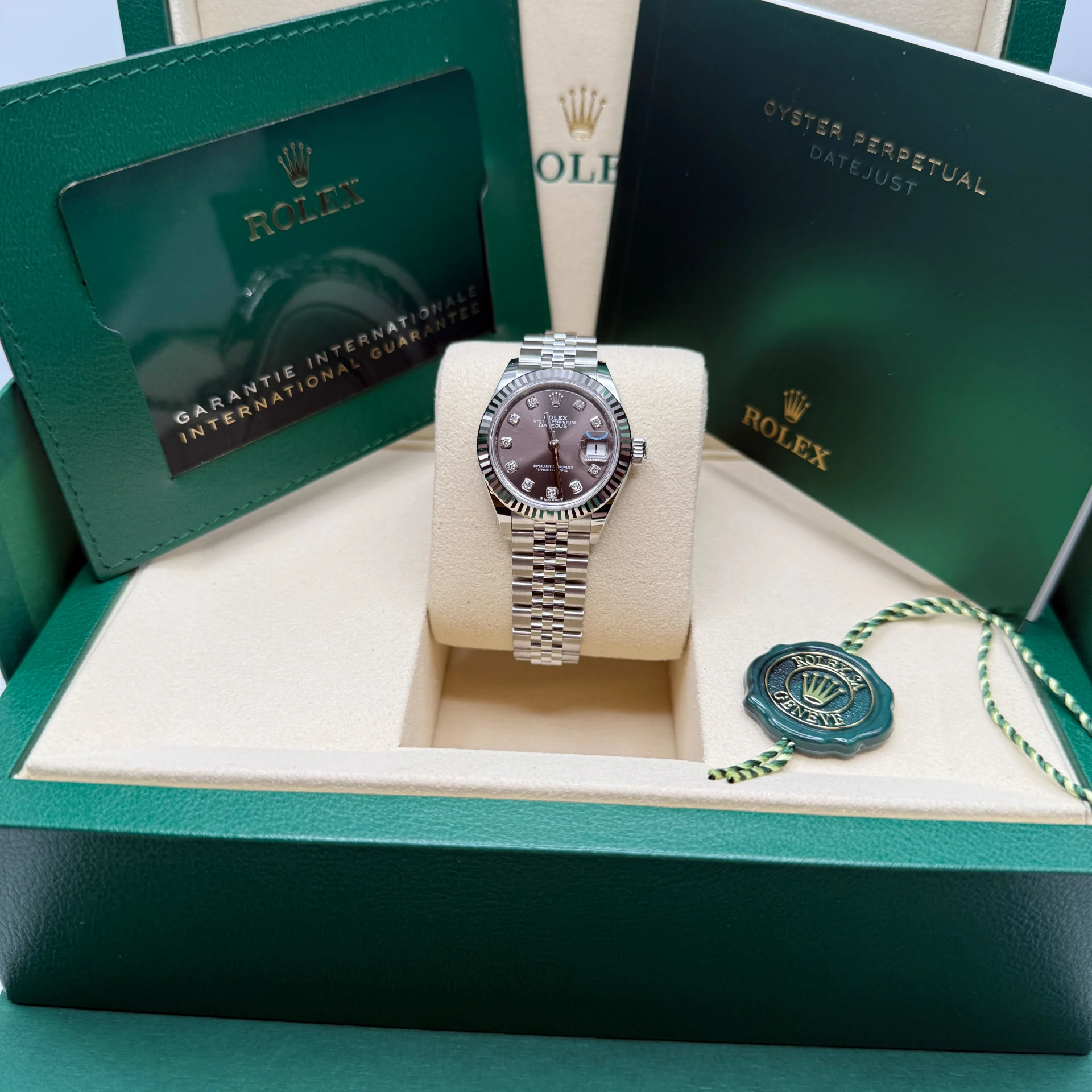 Rolex Lady-Datejust 28mm 279174 Dark Grey Diamond Dial Oyster Bracelet - Image 10