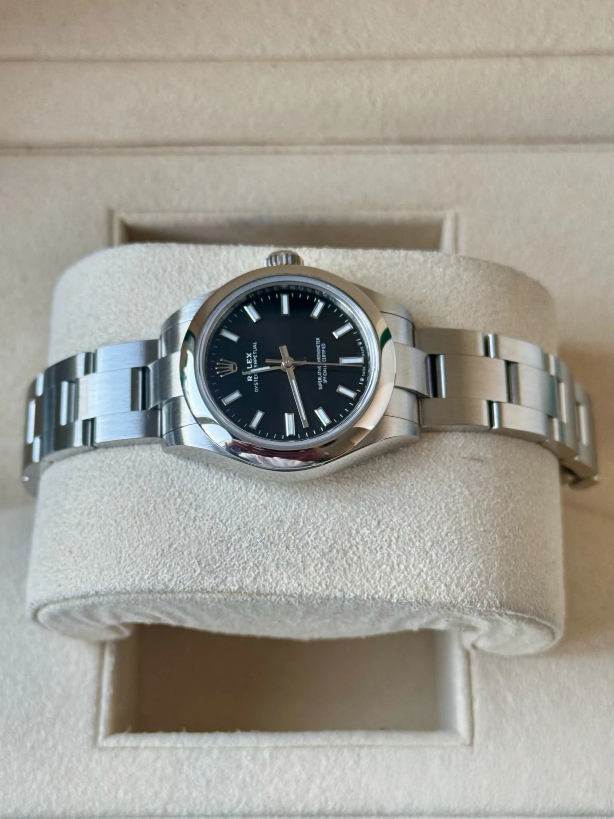 Rolex Oyster Perpetual 28mm 276200-0010 Black Dial Oyster Bracelet Watch - Image 6