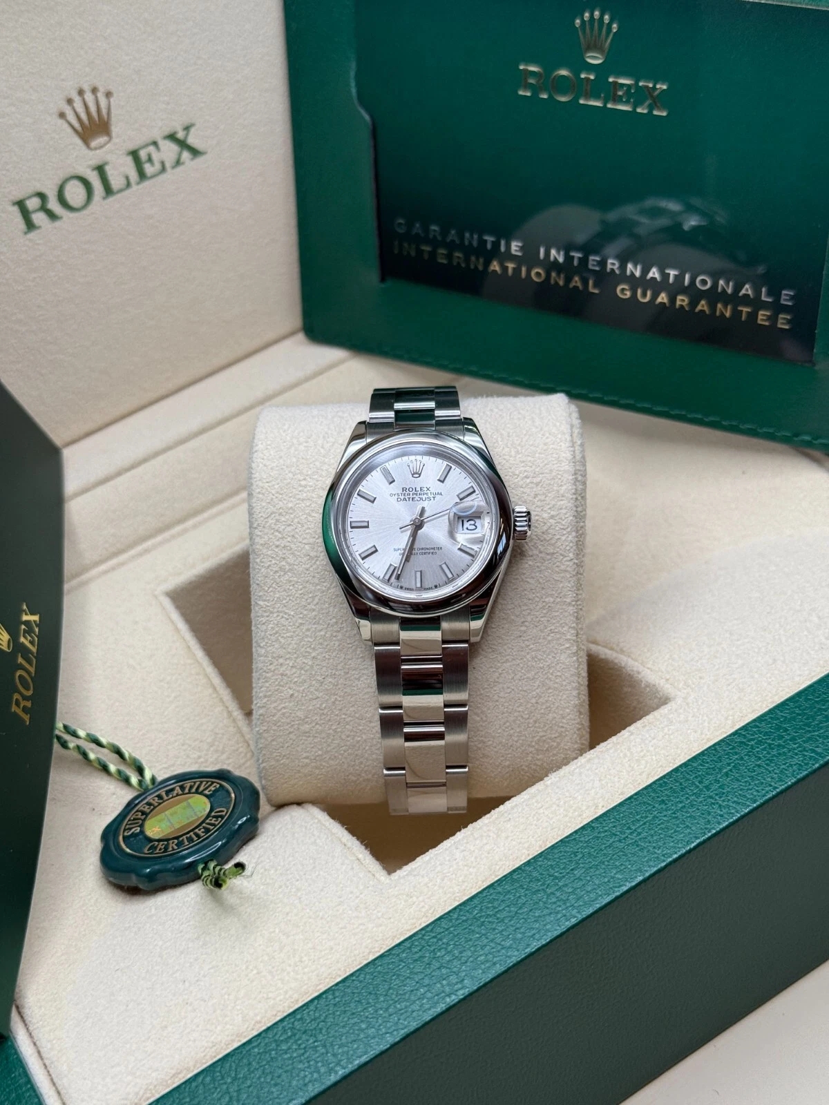 Rolex Lady-Datejust 28mm m279160 Oyster Perpetual Silver Dial Oyster Bracelet - Image 9