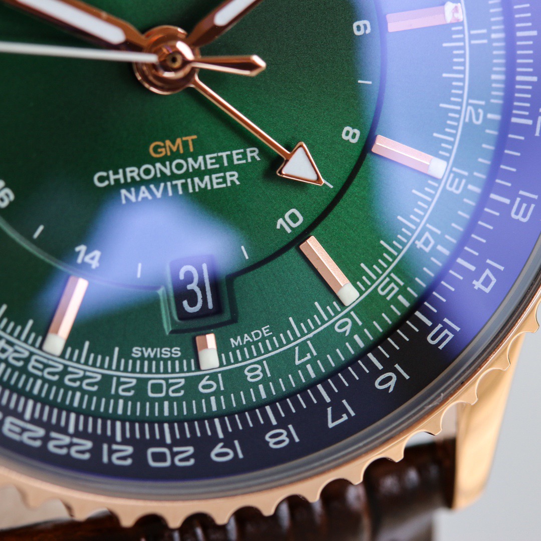 BREITLING Navitimer Automatic GMT 41 - Image 6