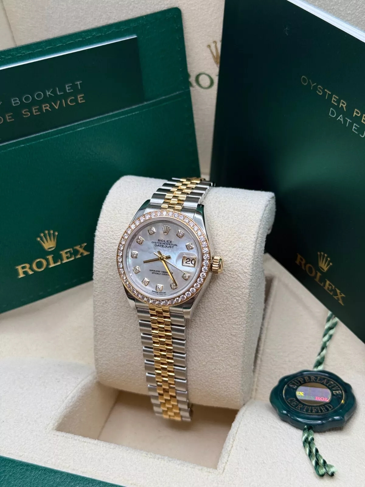 Rolex Lady-Datejust 28mm 279383RBR Mother-of-Pearl Dial Yellow Rolesor Oyster Bracelet - Image 11