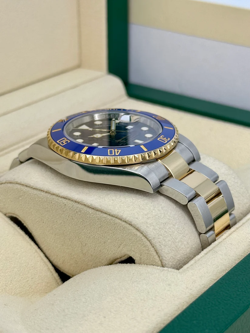 Rolex Submariner 40mm 116613LB - Image 4