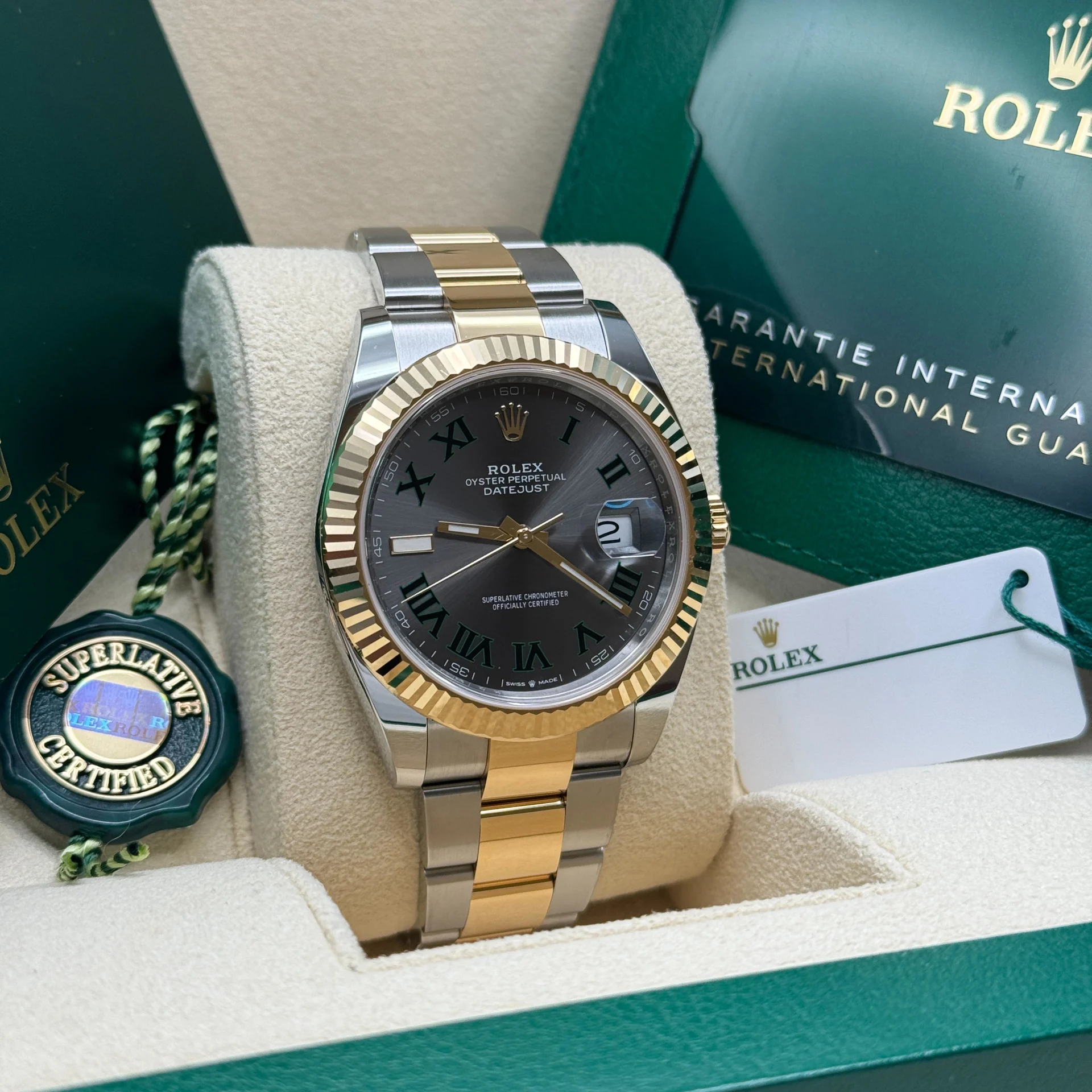 Rolex Datejust 41mm 126333 Two-Tone Yellow Gold Fluted Bezel "Wimbledon" Dial Oyster - Image 4