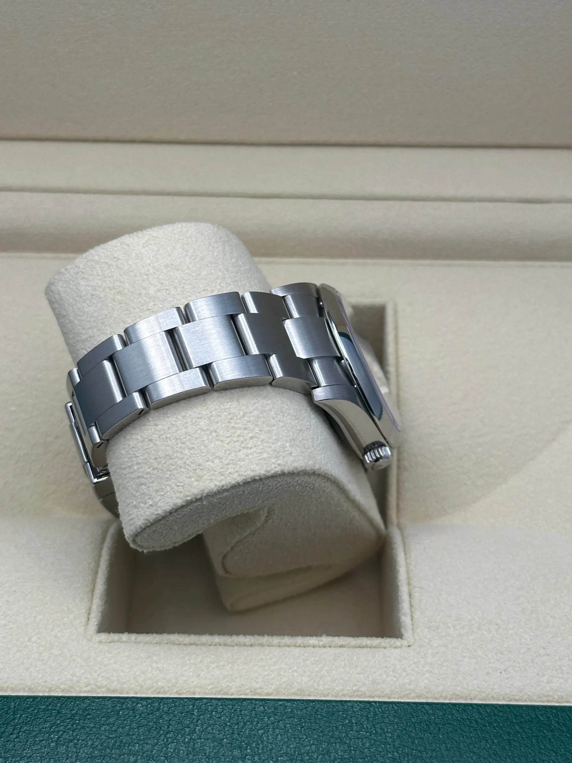 Rolex Oyster Perpetual 34mm 124200-0009 Pink Dial Oyster Stainless Steel Bracelet Watch - Image 4