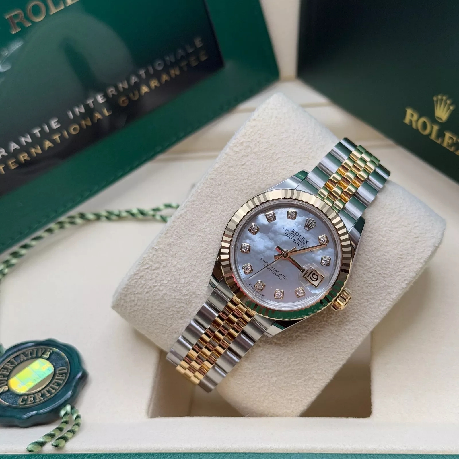 Rolex Lady-Datejust 28mm 279173 Mother of Pearl Diamond Dial Oyster Bracelet - Image 9