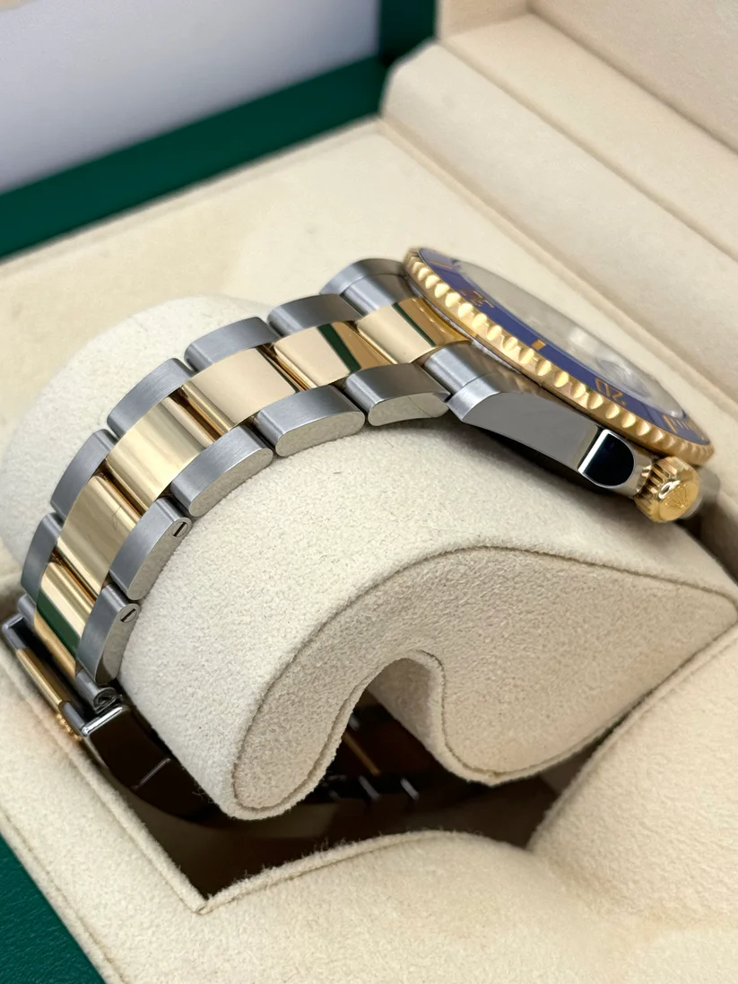 Rolex Submariner 41mm 126613LB - Image 5