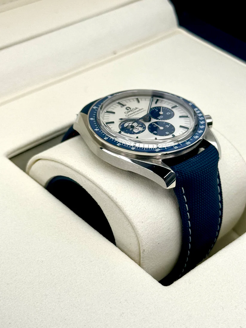 Omega Speedmaster '57 42mm Snoppy Anniversary Series 310.32.42.50.02.001 SILVER Snoopy AWARD MEN WATCH - Image 6