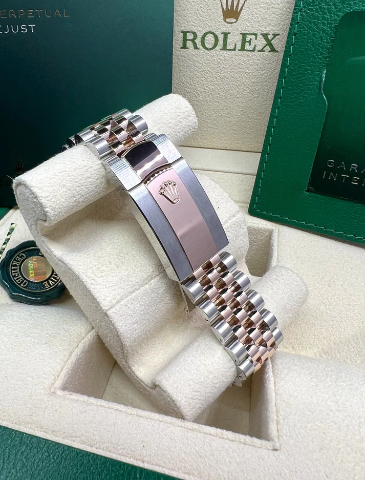 Rolex Datejust 36mm 126231 Rose Dial Oyster Bracelet - Image 8