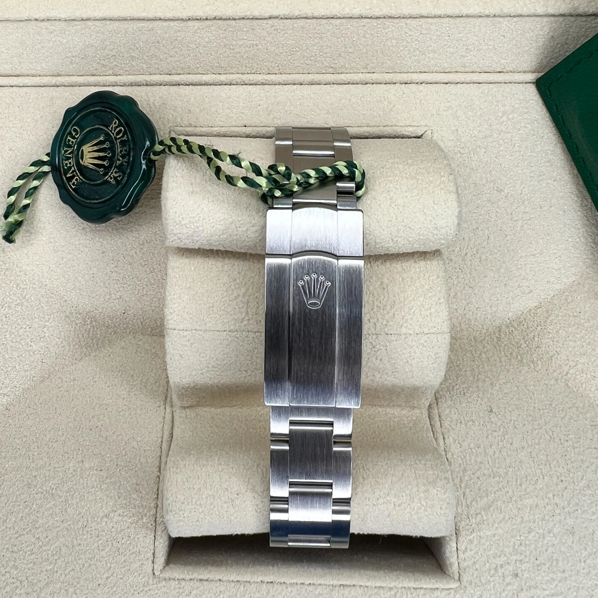 Rolex Oyster Perpetual 31mm 277200-0008 Coral Red Dial Oyster Bracelet Watch - Image 7