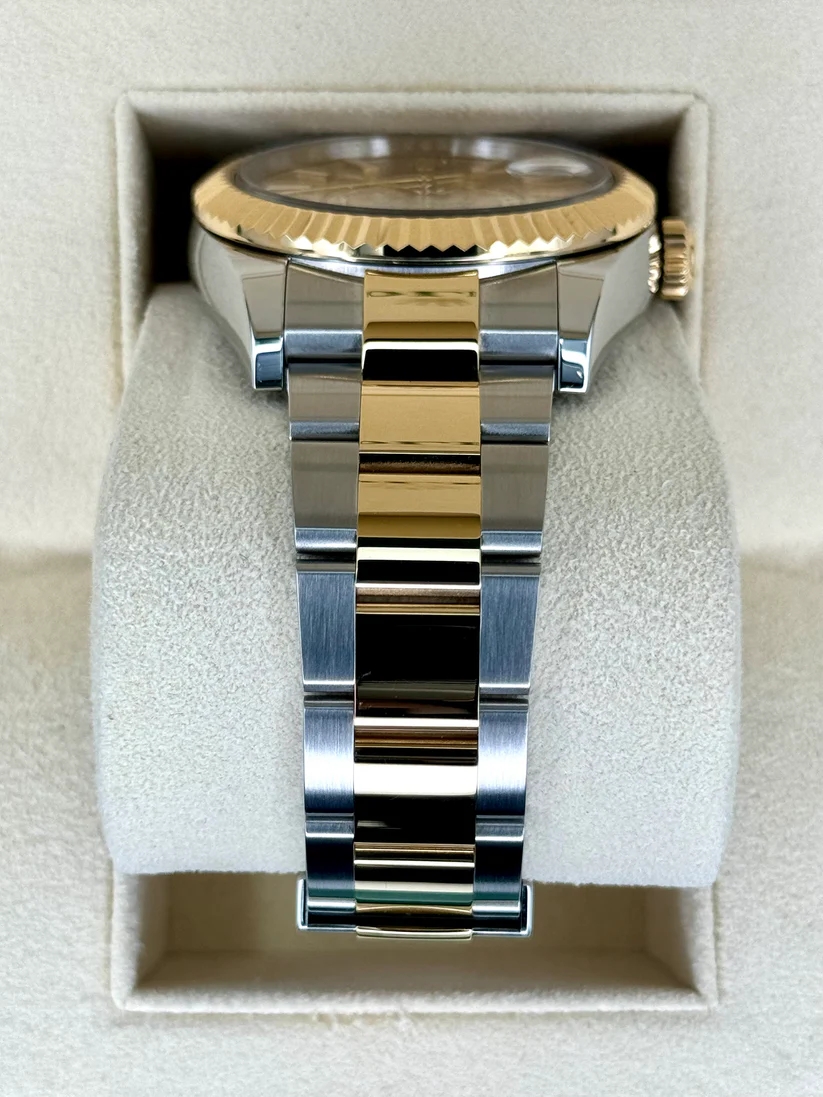 Rolex Sky-Dweller 42mm 336933-0001 Two-Tone Yellow Gold Champagne Dial Oyster - Image 5