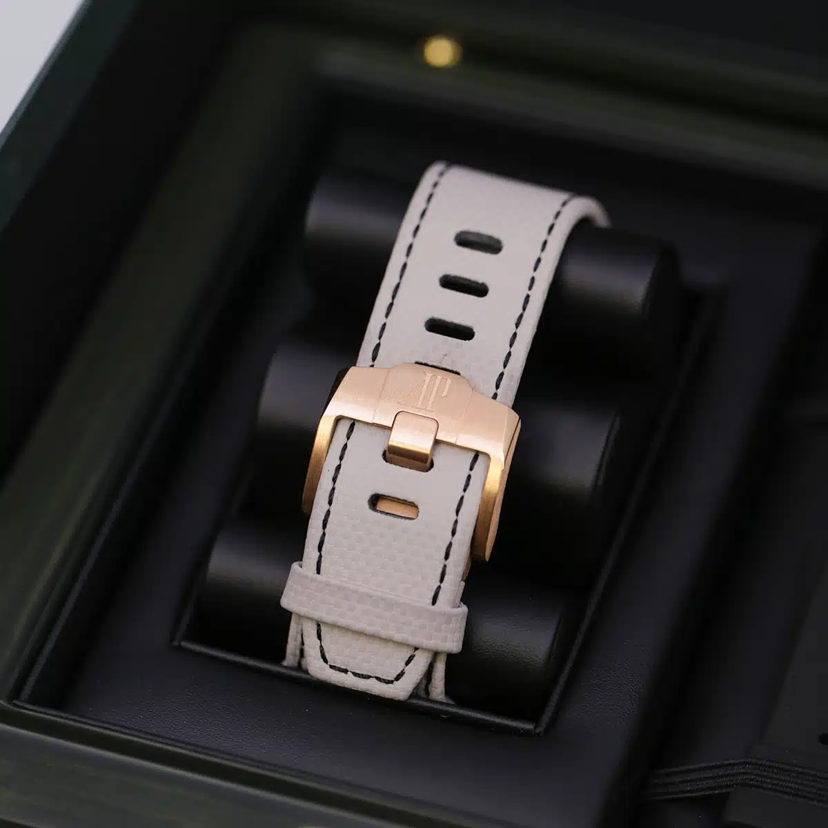 Audemars Piguet Royal Oak Offshore Chronograph 43mm 26420OI.OO.A015VE.01 - Image 5