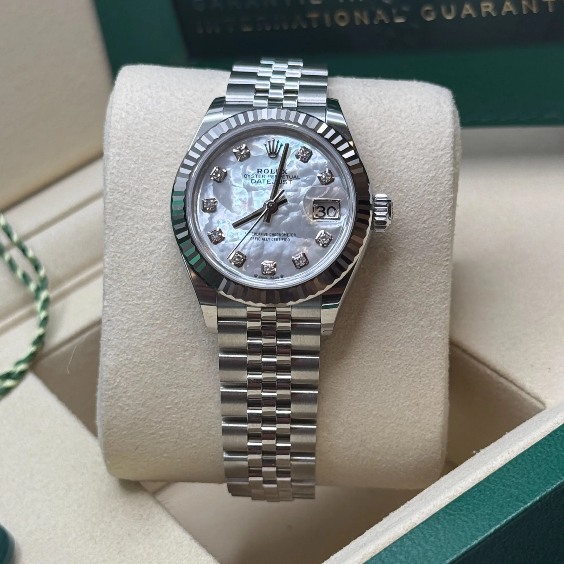 Rolex Lady-Datejust 28mm 279174 Mother Of Pearl Diamond Dial Oyster Bracelet - Image 12