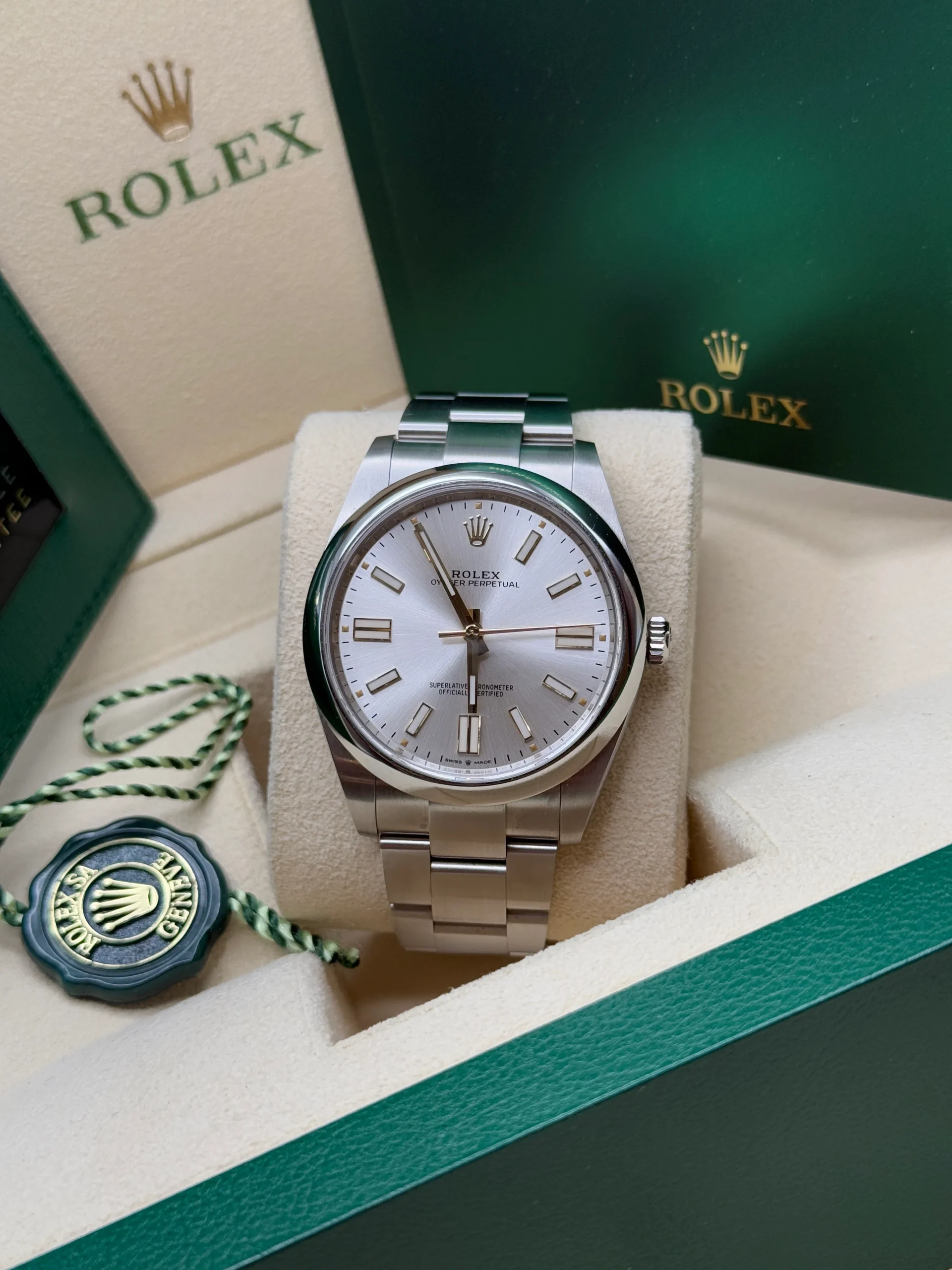 Rolex Oyster Perpetual 36mm 126000-0001 Silver Dial Oyster Bracelet - Image 8