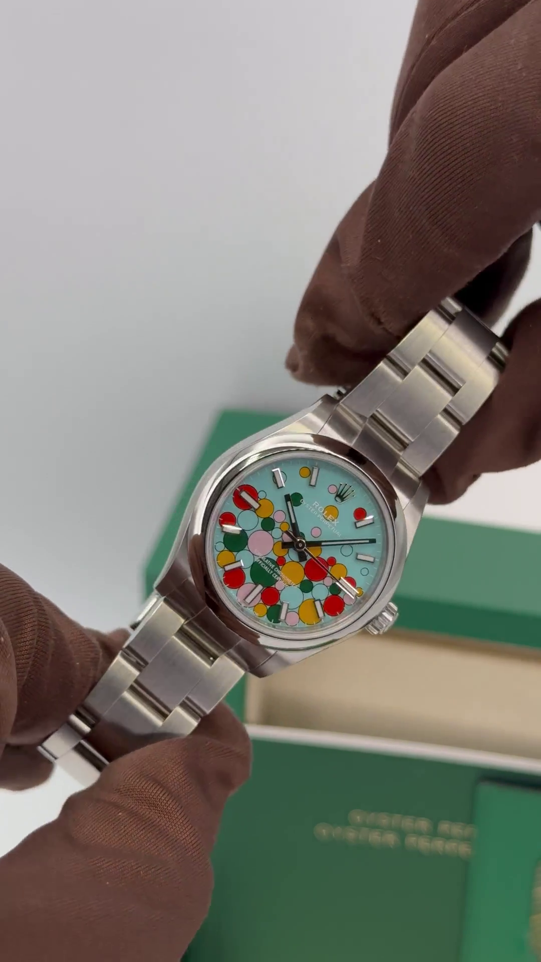 Rolex 124300-0008 Oyster Perpetual 41mm Turquoise blue Celebration Dial - Image 10