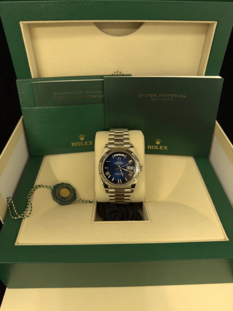 Rolex Day-Date "President" 40mm Platinum Blue Roman Ombre Dial - 228236 - Image 7