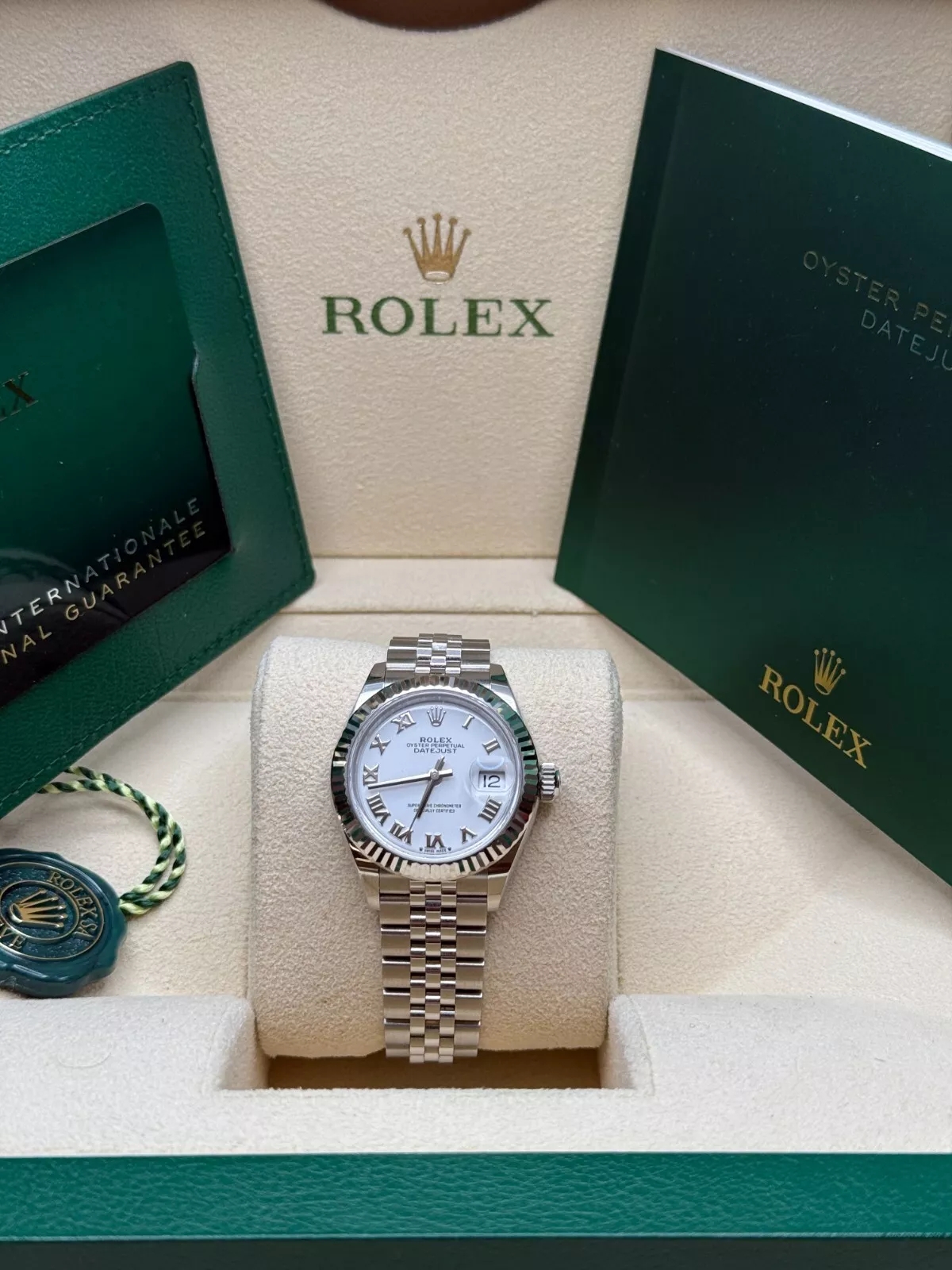 Rolex Lady-Datejust 28mm 279174 White Roman Dial Oyster Bracelet - Image 3