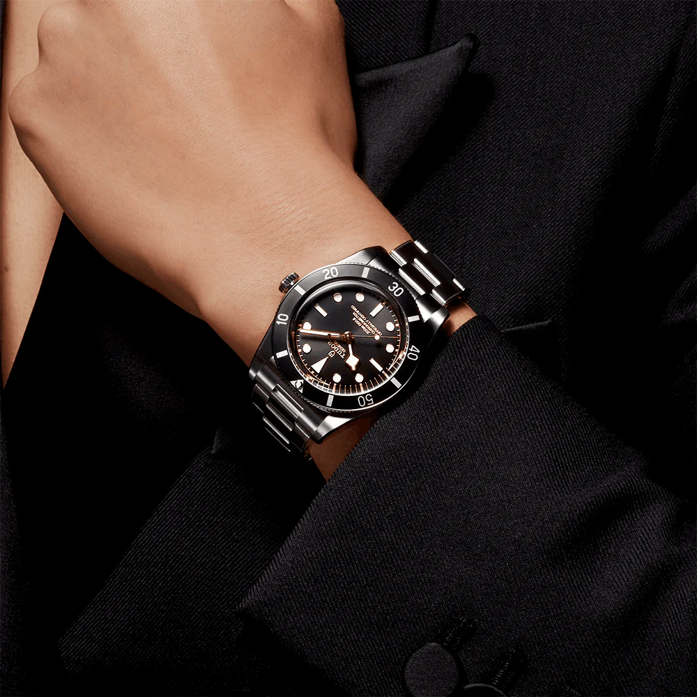 TUDOR Black Bay 54 37mm Black Dial & Bezel Automatic Bracelet Watch M79000N-0001 - Image 2