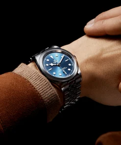 Alternative view of TUDOR Black Bay 41mm Blue Dial Men's Five-Link Bracelet Automatic Watch M79680-0002