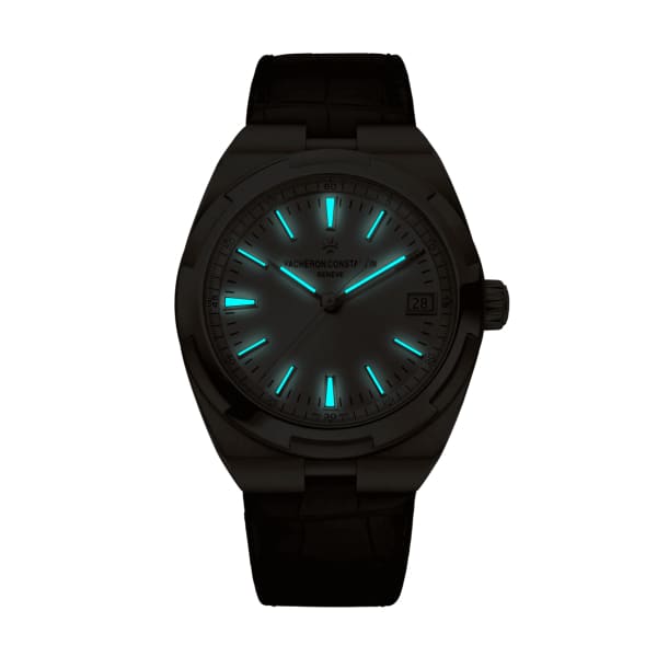 Vacheron Constantin Overseas Self-Winding Ref. # 4500V/000R-B127 - Image 2