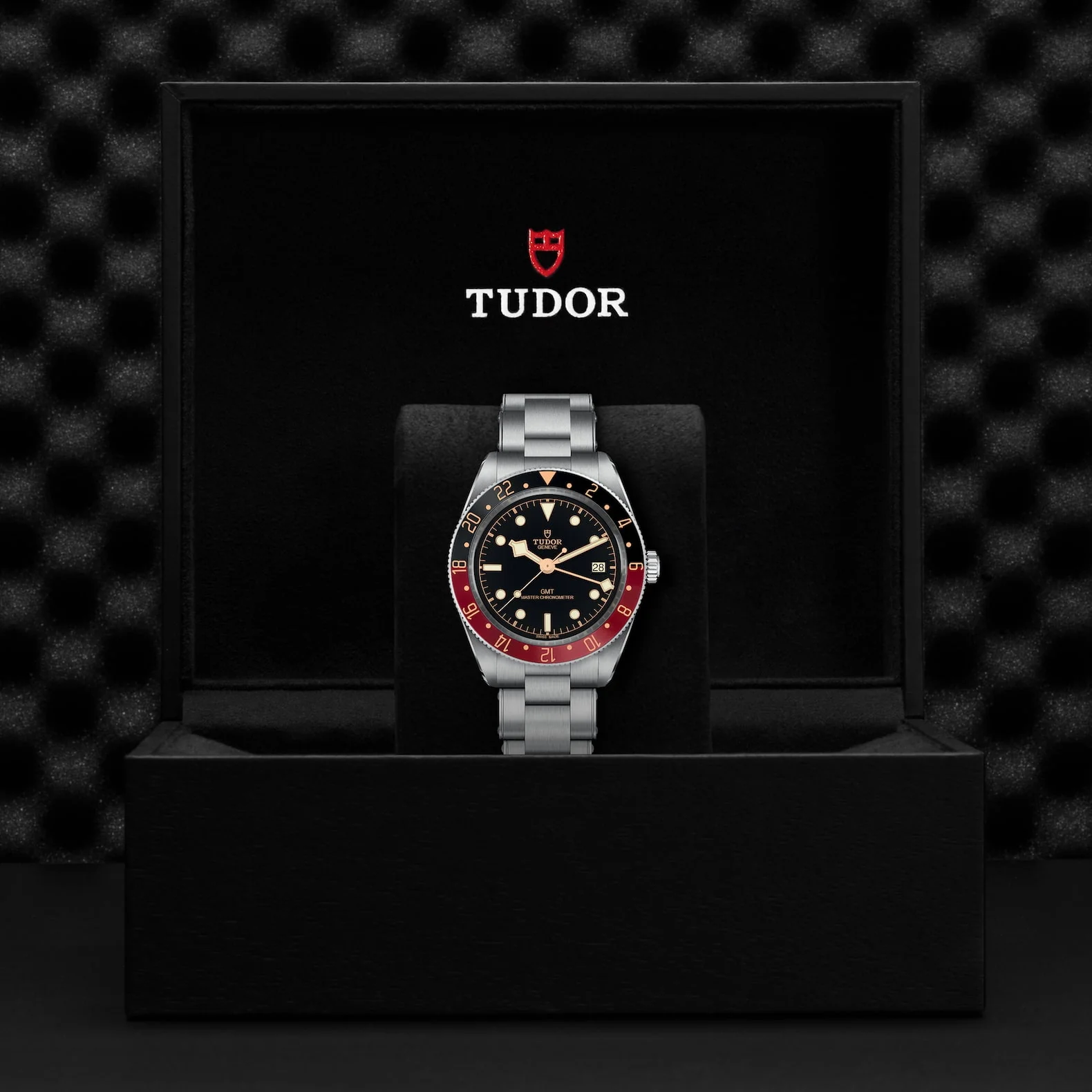 TUDOR Black Bay 58 GMT 39mm Black/Red Bezel Automatic Bracelet Watch M7939G1A0NRU-0001 - Image 4