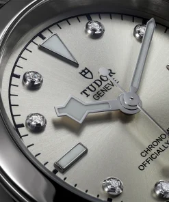 Alternative view of TUDOR Black Bay 39mm Champagne Diamond Set Dial Men's Bracelet Watch M79660-0006