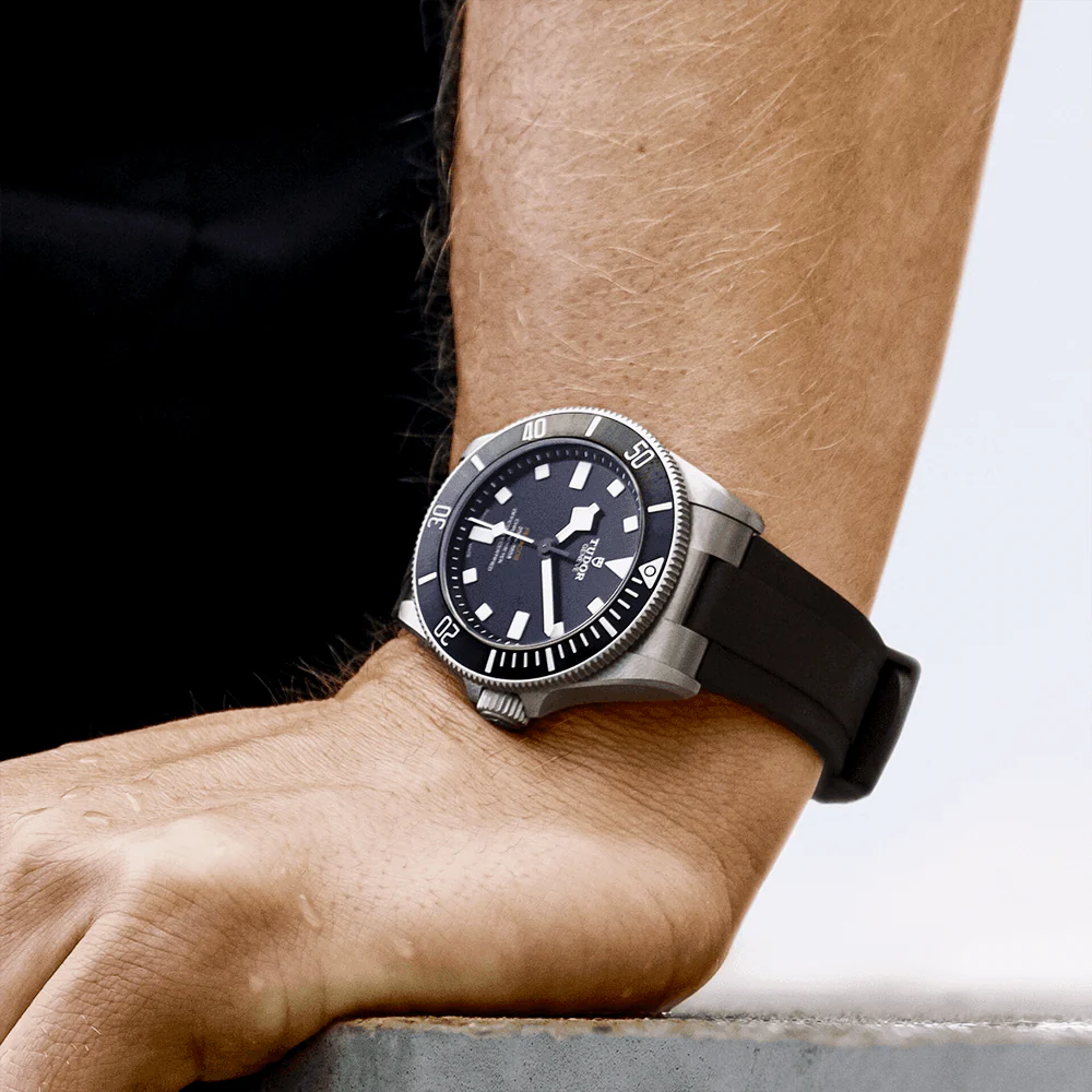 TUDOR Pelagos 39mm Black Sunray Dial & Ceramic Bezel Titanium Automatic Watch M25407N-0001 - Image 10