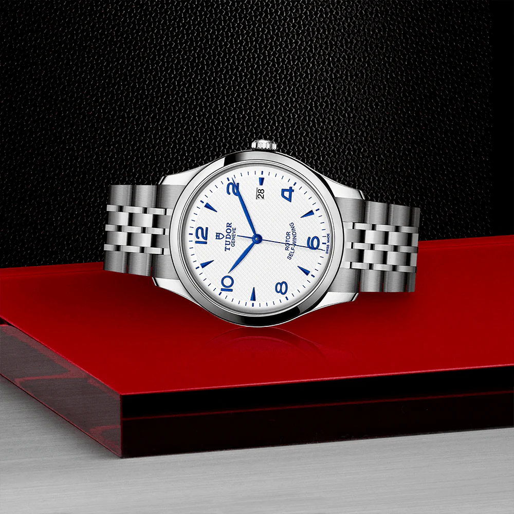 TUDOR 1926 41mm Opaline/Blue Arabic Dial Men's Automatic Bracelet Watch M91650-0005 - Image 2