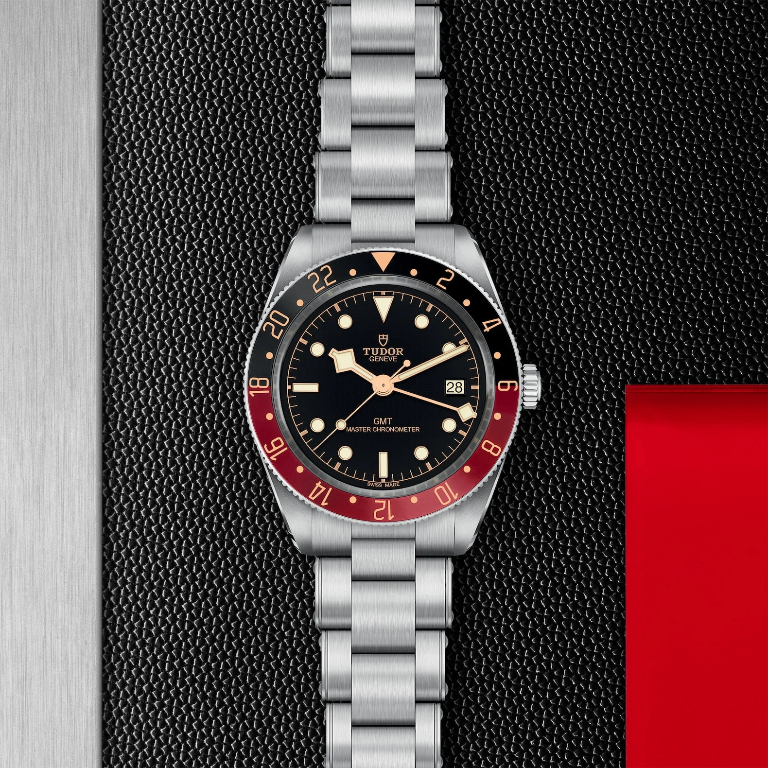 TUDOR Black Bay 58 GMT 39mm Black/Red Bezel Automatic Bracelet Watch M7939G1A0NRU-0001 - Image 2